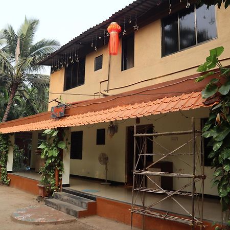 Gokul Cottage & Villa Revadanda Luaran gambar