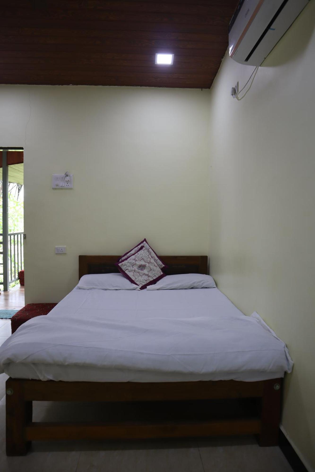 Gokul Cottage & Villa Revadanda Luaran gambar