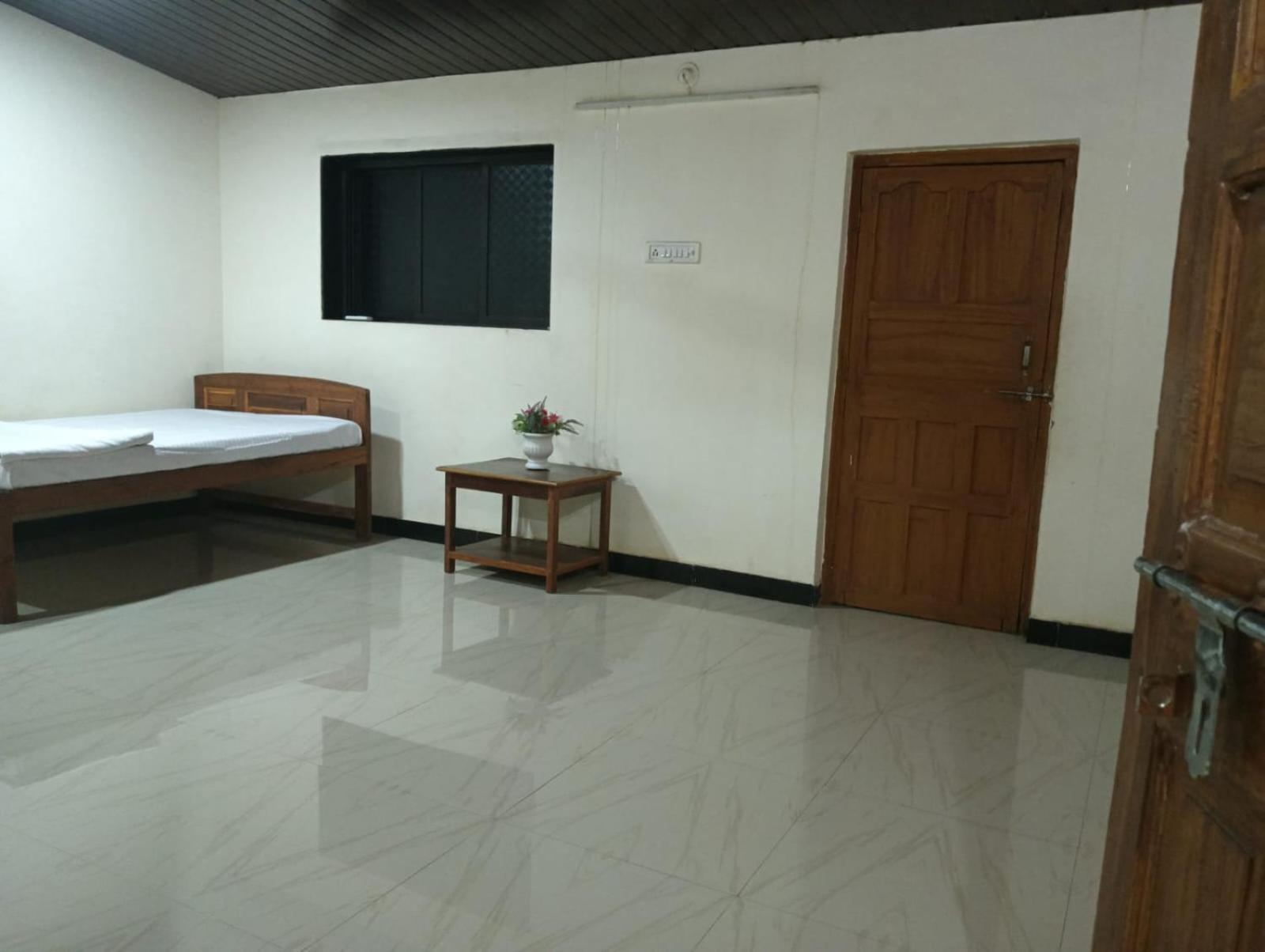 Gokul Cottage & Villa Revadanda Luaran gambar